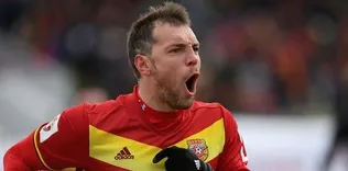 Artem Dzyuba hava yolları!