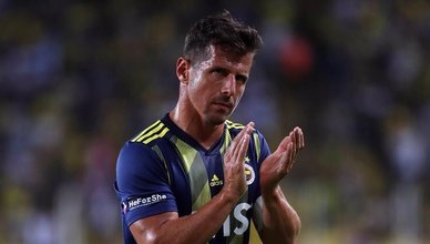 Son dakika: Emre Belözoğlu futbol kariyerini noktaladı