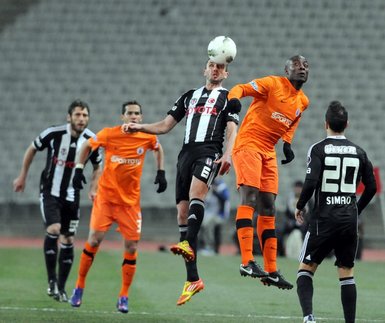 İstanbul B. B. - Beşiktaş Spor Toto Süper Lig 32. hafta