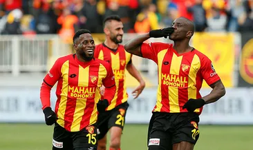 Göztepe’de Demba Ba sesleri