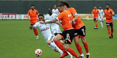 Gol düellosunun galibi Adanaspor!