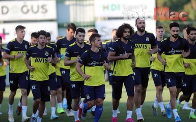 Fenerbahçe’de beklenmeyen ayrılık! Menajeri başka takımla... | Son dakika haberleri