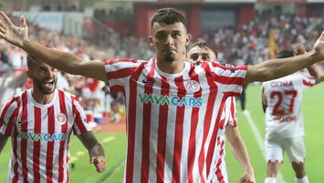 Antalyasporlu Gökdeniz 1. Lig'e transfer oldu
