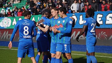 Çaykur Rizespor'dan sakatlık açıklaması! David Akintola, Rachid Ghezzal ve Abdülkadir Ömür...