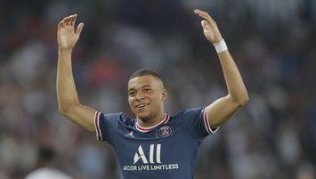 Mbappe signs new 3-year PSG deal after rejecting Real Madrid