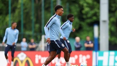 Fener'den Watkins bombası