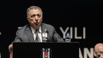 Ahmet Nur Çebi kulüp üyesiyle tartışma yaşadı