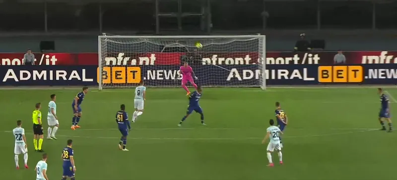 Hakan Çalhanoğlu'dan Verona Inter maçına damga vuran gol! - 5