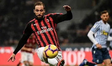 Chelsea Higuain'i kiraladı