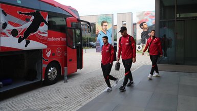 A Milli Futbol Takımı Karadağ'a gitti
