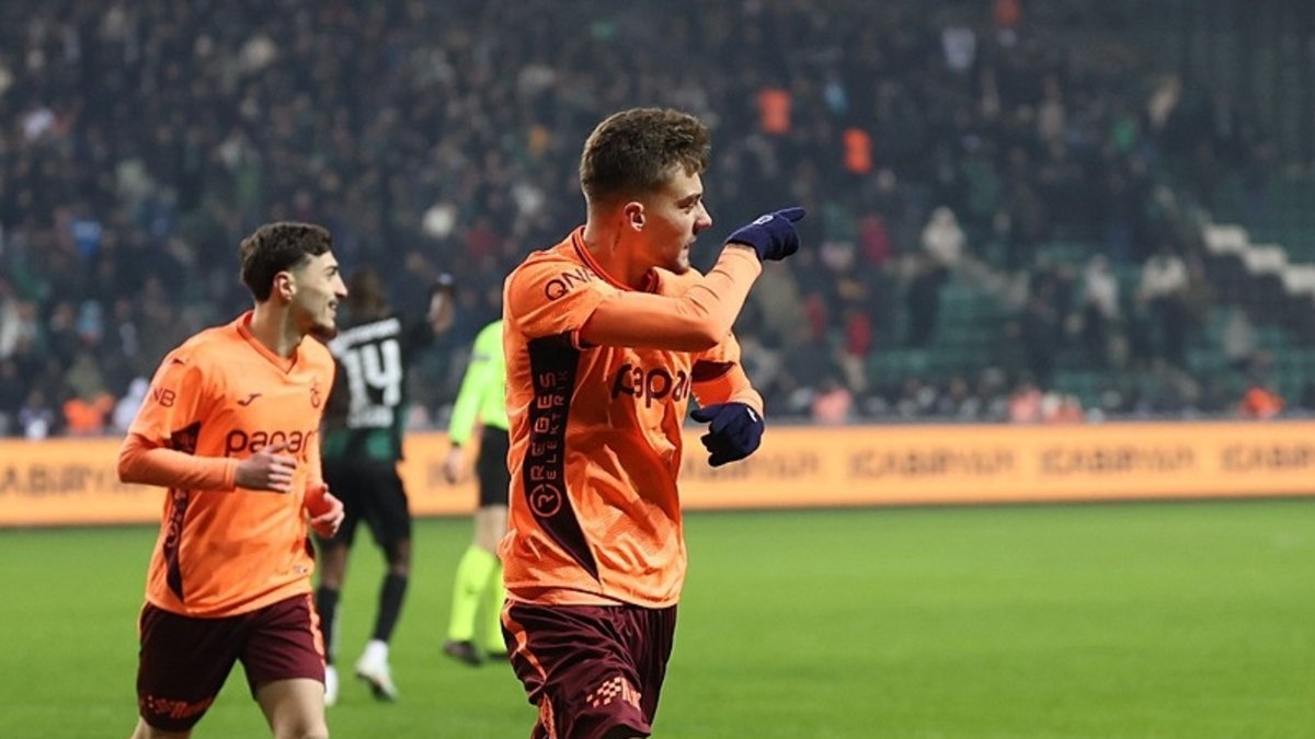 Transferinin habercisi mi? Ernest Muçi’den flaş hamle