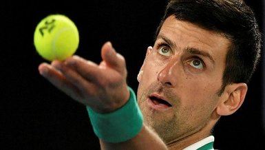 Novak Djokovic aşı muafiyetine rağmen Avustralya'ya girişte sorun yaşadı