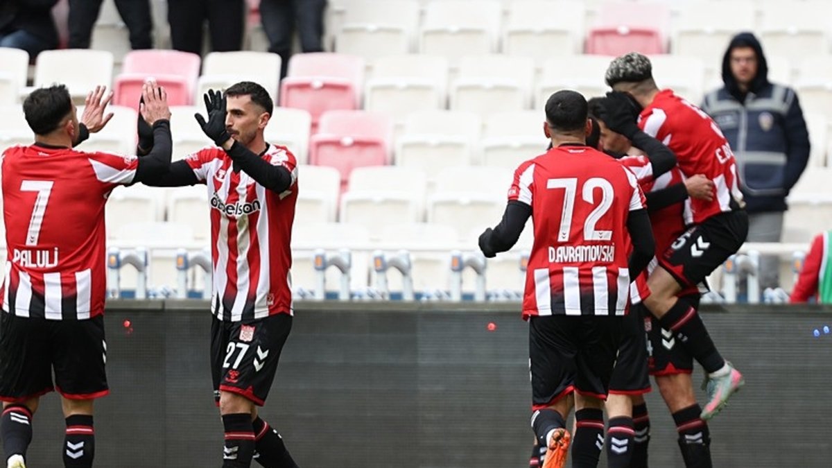 Yiğido, 3 maç sonra galibiyeti hatırladı