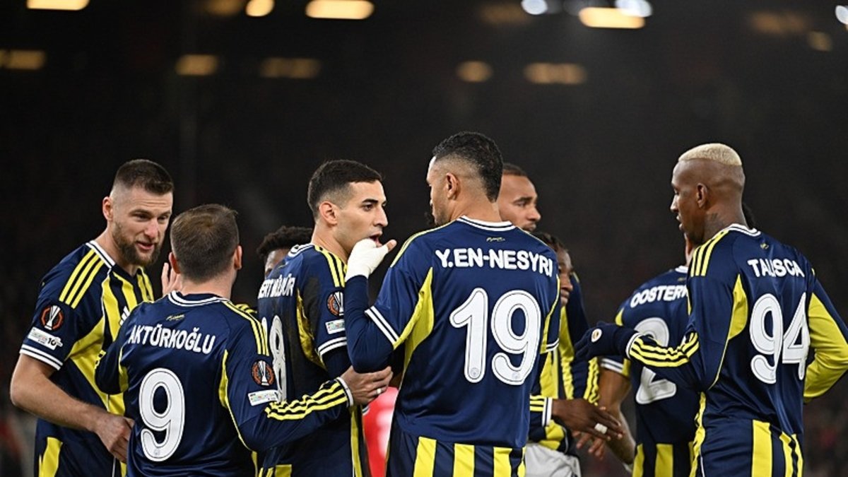 Fenerbahçe'de 2 veda birden! Ayrılık kararını yönetime ilettiler