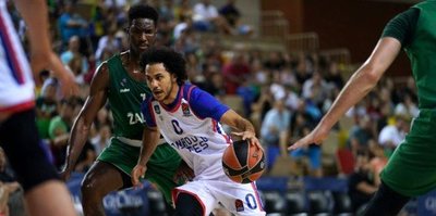 Anadolu Efes uzatmalarda güldü