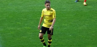 ‘Emre daha acemi’