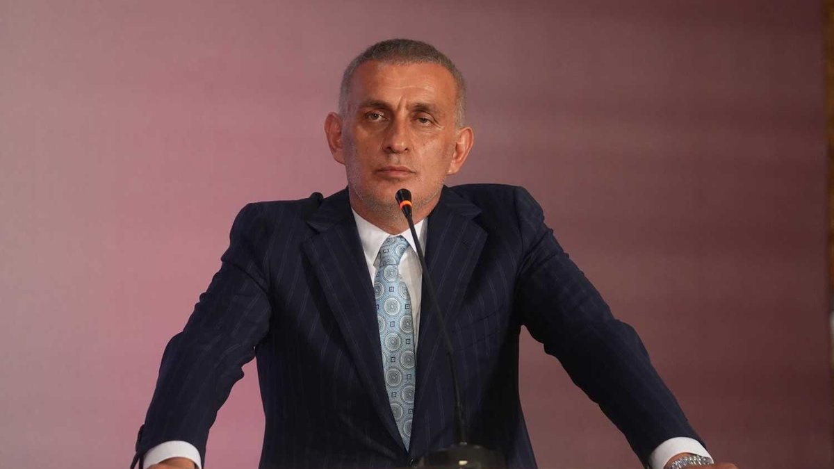 Galatasaray-Fenerbahçe derbisinin hakemi yabancı mı olacak? TFF Başkanı İbrahim Hacıosmanoğlu açıkladı! Galatasaray-Fenerbahçe derbisinin hakemi yabancı mı olacak? TFF Başkanı İbrahim Hacıosmanoğlu açıkladı!