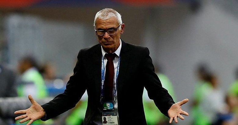 Mısır'da teknik direktör Cuper görevinden ayrıldı