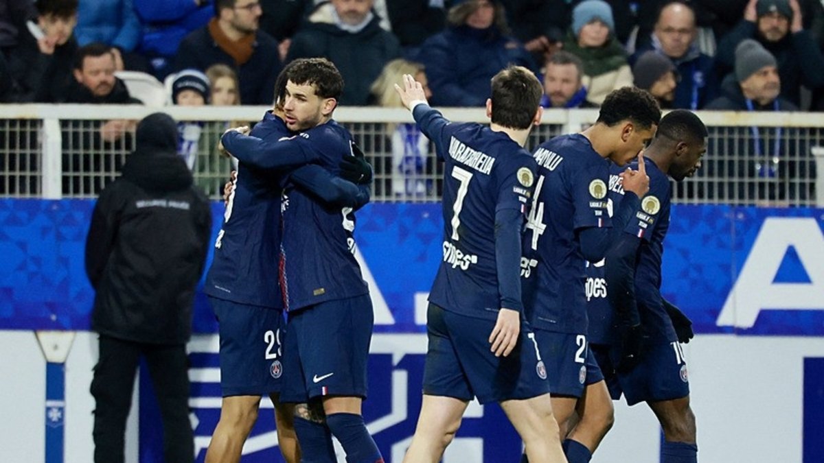PSG deplasmanda Auxerre'i tek golle mağlup etti! İŞTE MAÇIN ÖZETİ