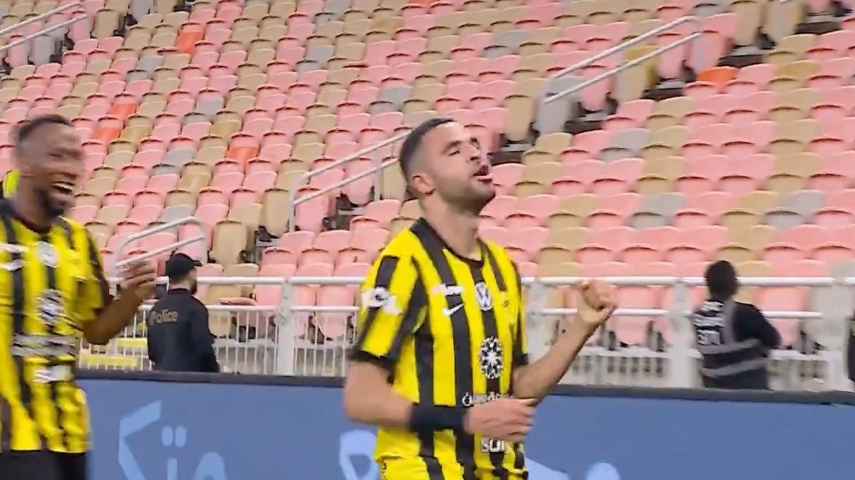 Youssef En-Nesyri Al-Ittihad formasıyla gollerine devam ediyor:!