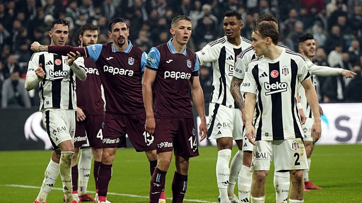 Spor yazarları Beşiktaş-Trabzonspor maçını değerlendirdi! Cesaretsiz zafer olmaz! Spor yazarları Beşiktaş-Trabzonspor maçını değerlendirdi! Cesaretsiz zafer olmaz!