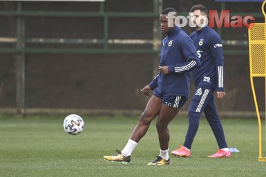 Fenerbahçe’de Erol Bulut Karagümrük maçı 11’ini belirledi! Mesut Özil...