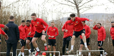 Kayserispor'da corona virüsü tedbir izinleri uzatıldı!