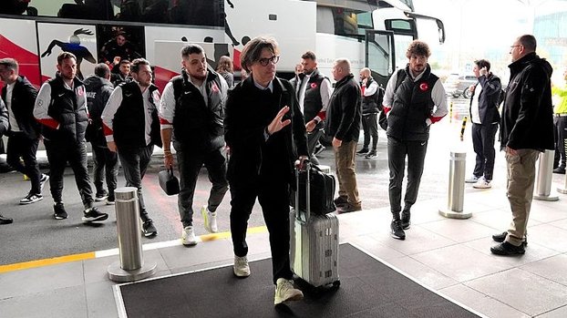 A Milli Futbol Takımımız Macaristan'a gitti!