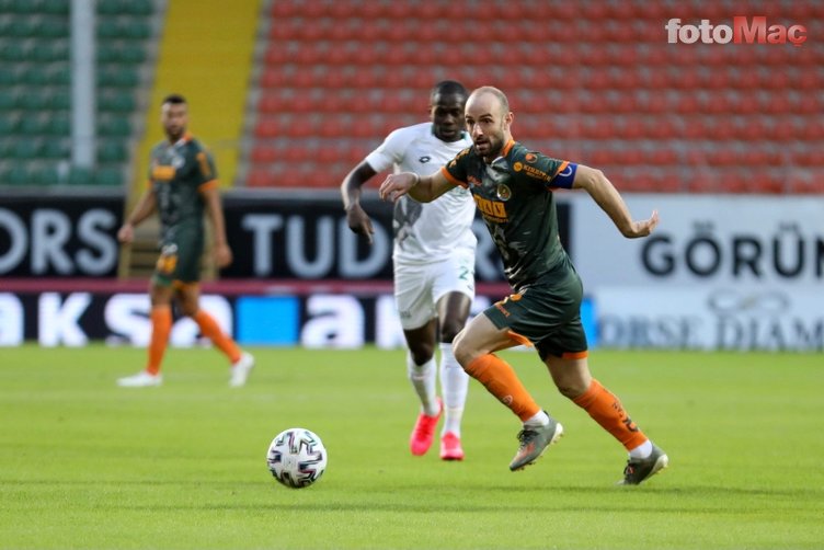 Son dakika transfer haberi: Trabzonspor Efecan Karaca transferini bitiriyor