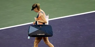 Sharapova’dan erken veda