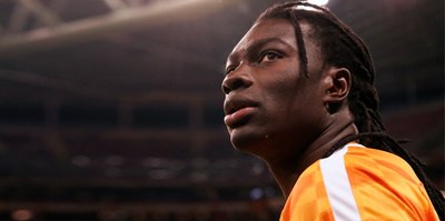 Gomis, Cüneyt Çakır'a ne söyledi?