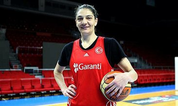 Nevriye Yılmaz'a milli görev