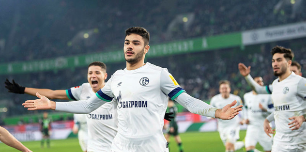 Leicester City De Turk Duvari Caglar Soyuncu Nun Yanina Ozan Kabak Geliyor Son Dakika Ingiltere Premier Lig Haberleri Fotomac