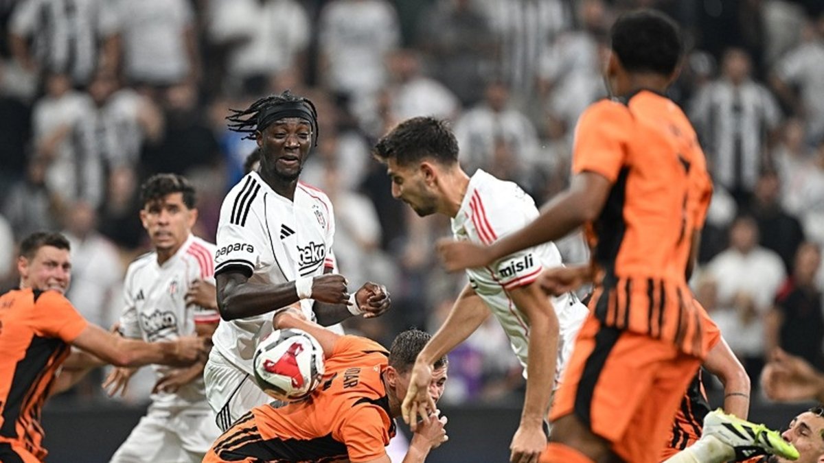 Beşiktaş'ın Shakhtar Donetsk maçı bilet fiyatları belli oldu Beşiktaş'ın Shakhtar Donetsk maçı bilet fiyatları belli oldu