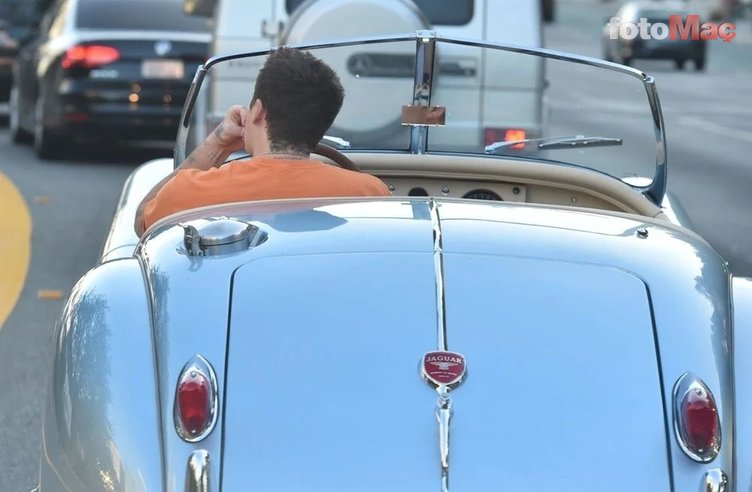 Yeni damat Brooklyn Beckham milyonluk klasik otomobiliyle görüntülendi!