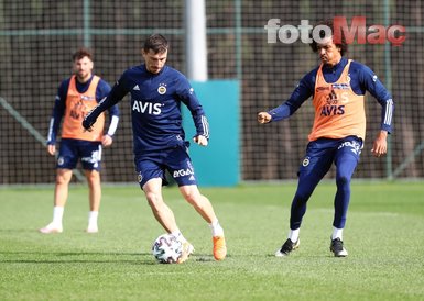 Fenerbahçe'de Erol Bulut kararını verdi! O isim ilk 11'e...