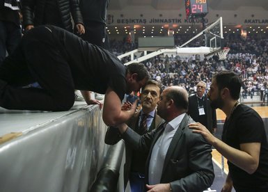 Beşiktaş - Karşıyaka maçında olay