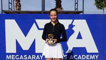 Milli tenisçi Zeynep Sönmez şampiyon oldu!