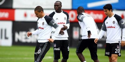 Beşiktaş’ta derbi mesaisi sürüyor