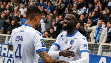 Niang kapışması!