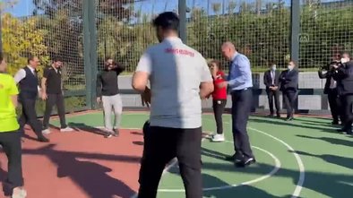 Başkan Recep Tayyip Erdoğan gençlerle basketbol oynadı