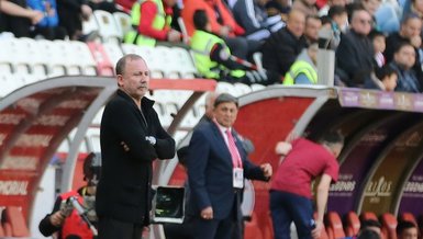 Antalyaspor Teknik Direktörü Sergen Yalçın'dan hakem eleştirisi!