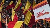 Tribünler doldu taştı
