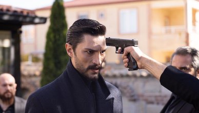 SAFİR 13. BÖLÜM İZLE | atv Safir yeni bölüm full izle - Safir dizisi canlı izle son bölüm