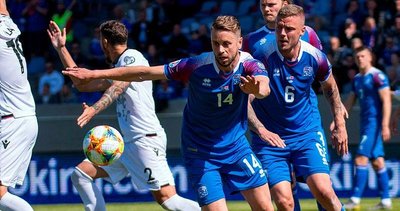 İzlanda zor da olsa kazandı