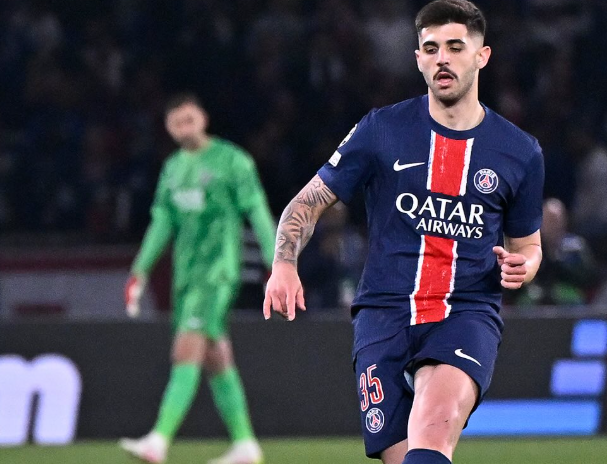 lucas-beraldo-kimdir-lucas-beraldo-kac-yasinda-nereli-lucas-beraldo-fenerbahceye-mi-geliyor-1767702924993.png Lucas Beraldo kimdir