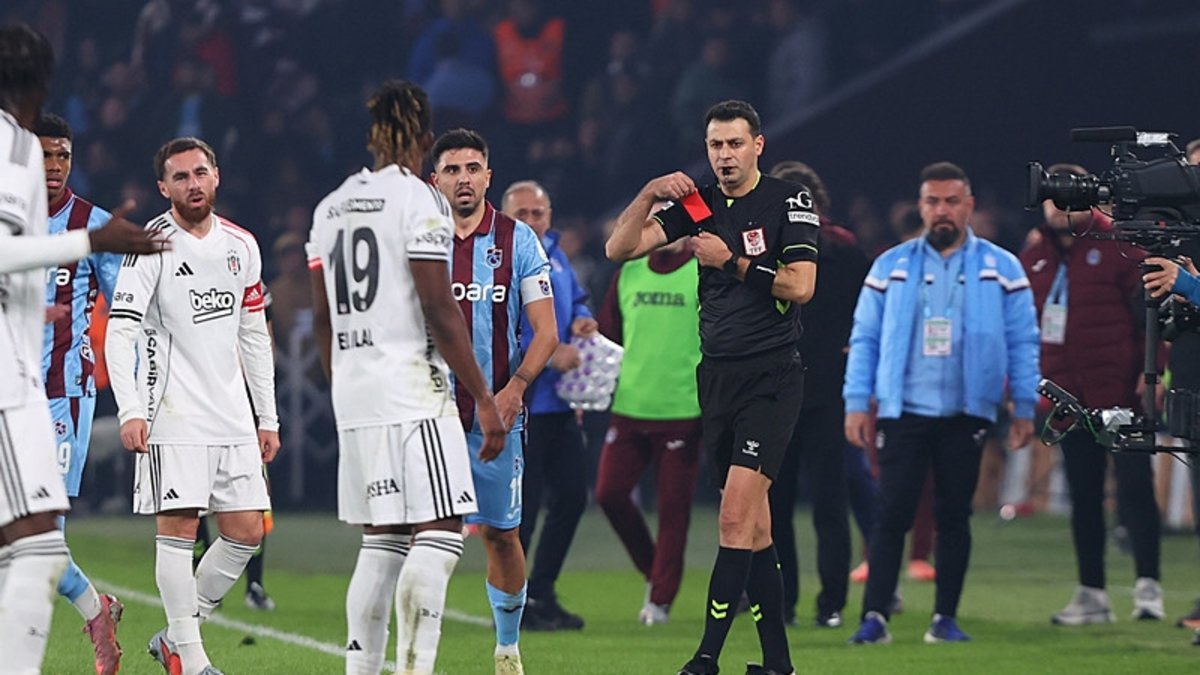 Eski hakemler değerlendirdi! El Bilal Toure'nin pozisyonunda karar doğru mu?