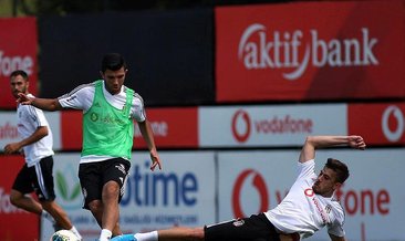 Sağanak yağmur altında çalıştılar