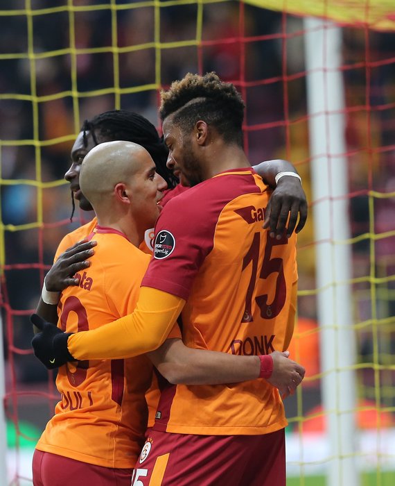 Galatasaray'da Başakşehir maçına dev prim!