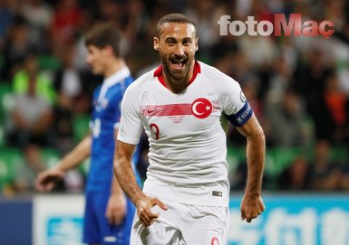 Cenk Tosun şampiyonluğun favorisini açıkladı! Süper Lig...